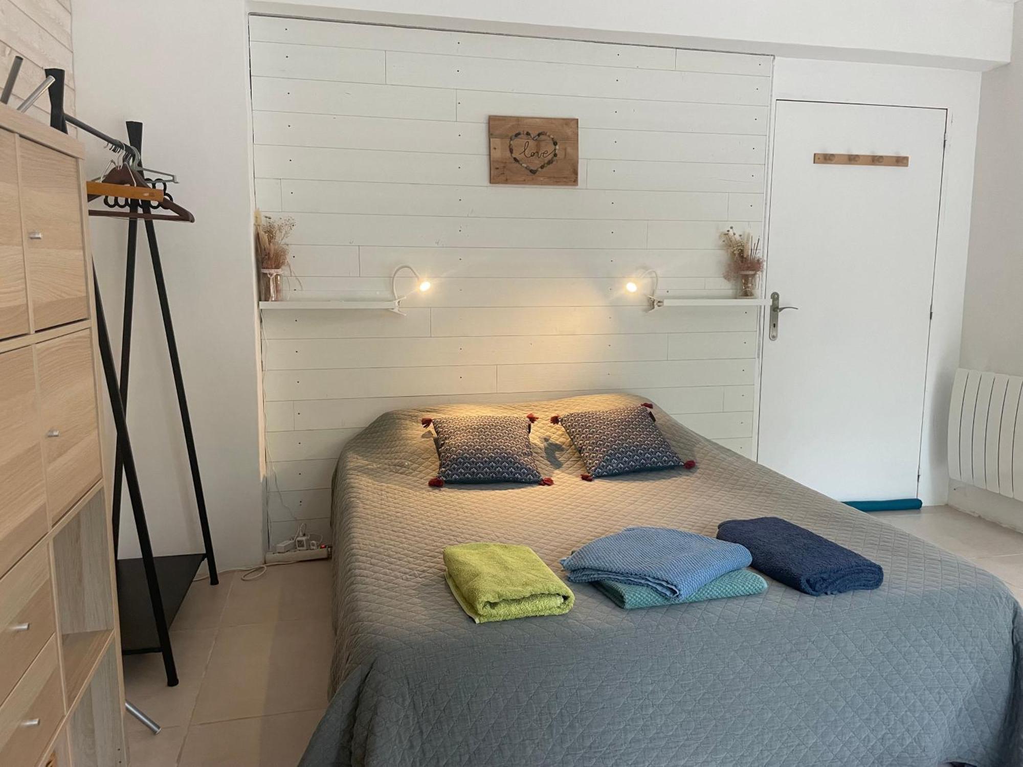 Maison D'Hotes Les Jardinettes En Luberon Villelaure Экстерьер фото